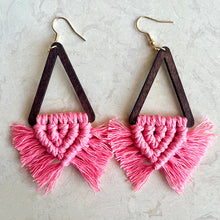 Load image into Gallery viewer, *RTS* Macrame Earrings (multiples Colors)
